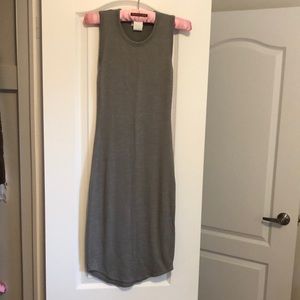 WILFRED Grey Extra Long Sleeveless Vest  Size XXS